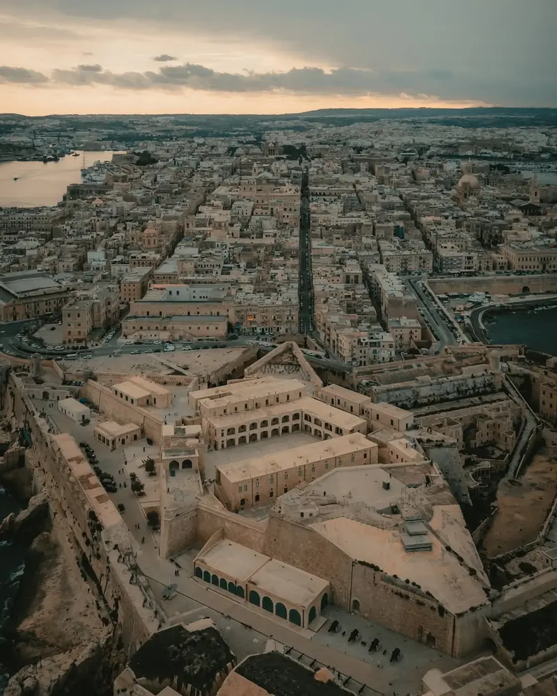 streets of valletta 4
